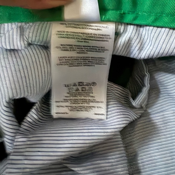 Brooks Brothers Green Flat Front Men's Shorts - Picture 6 of 6